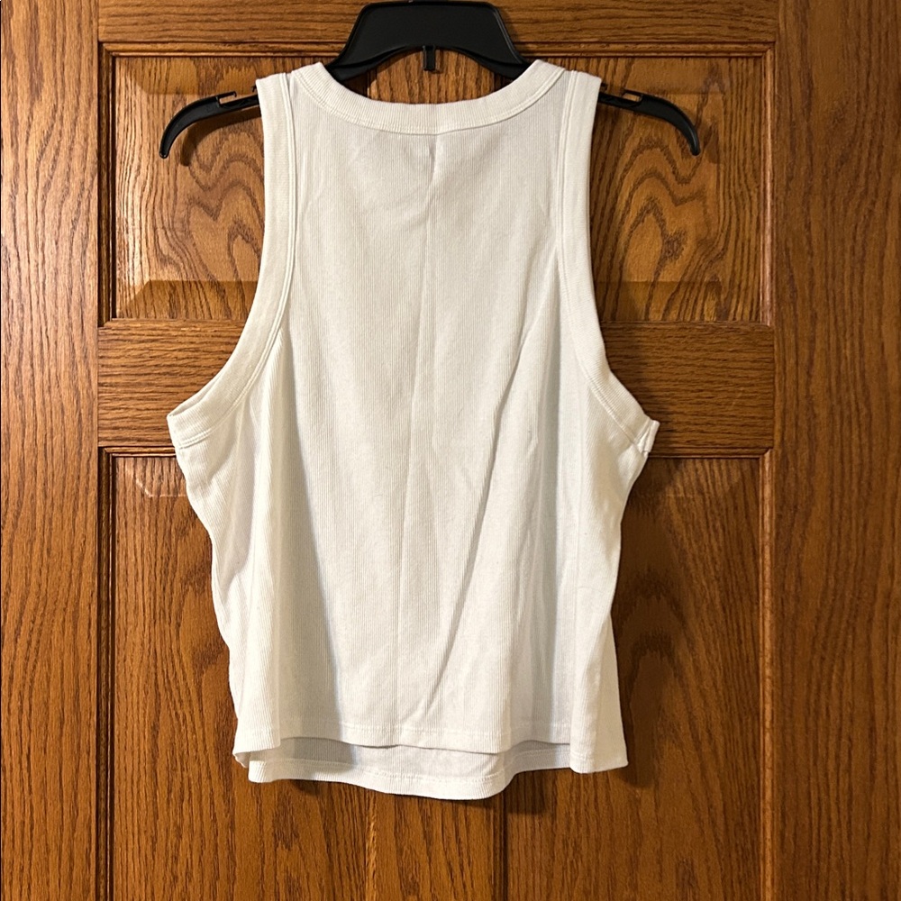 Old Navy White Ribbed Tank - Picture 5 of 5